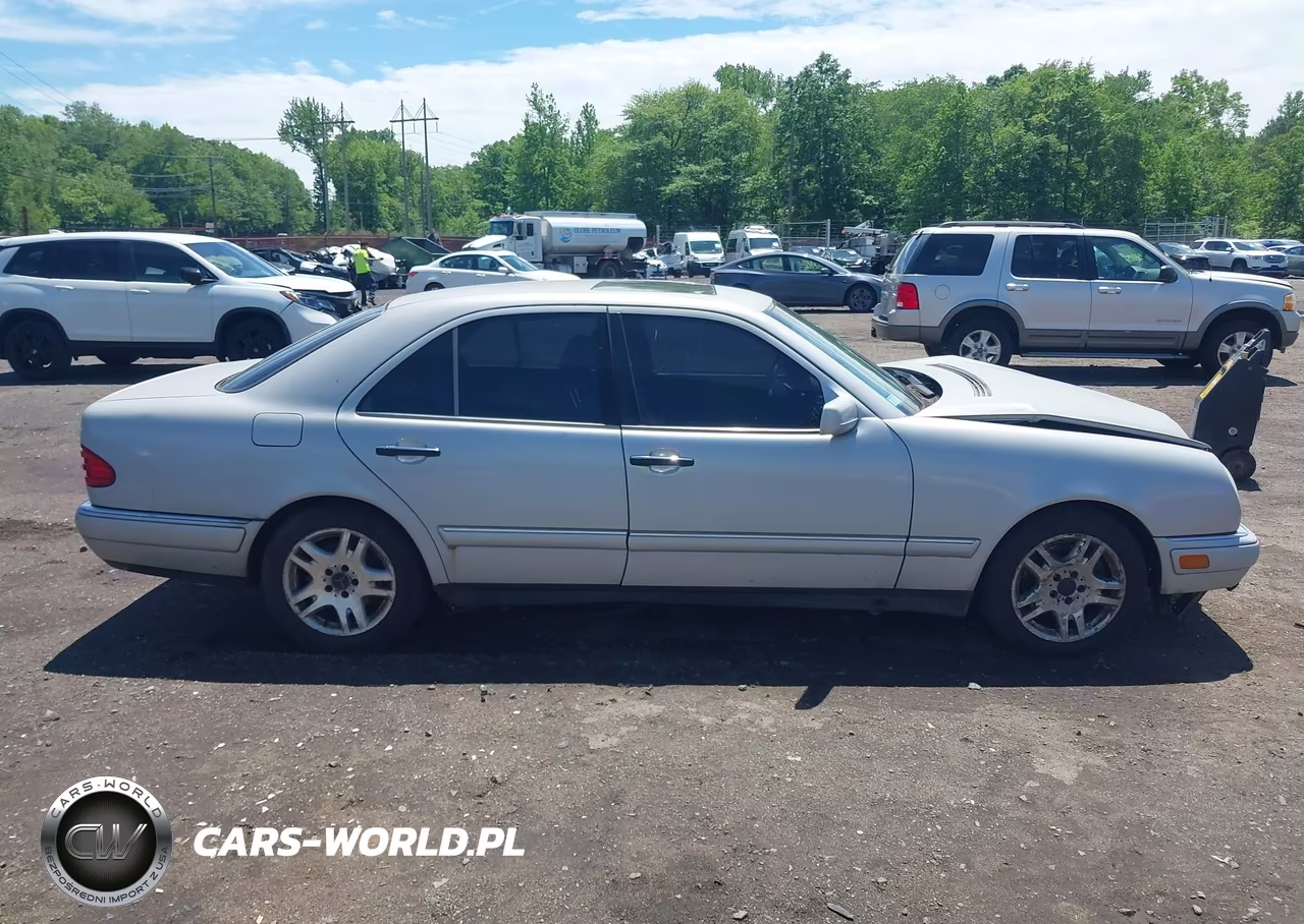 1999 Mercedes-Benz E 320 VIN:WDBJF65H1XA808736 - 13