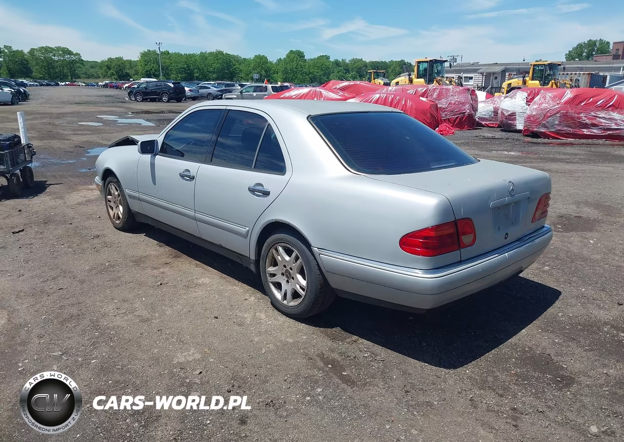 1999 Mercedes-Benz E 320 VIN:WDBJF65H1XA808736 - 3