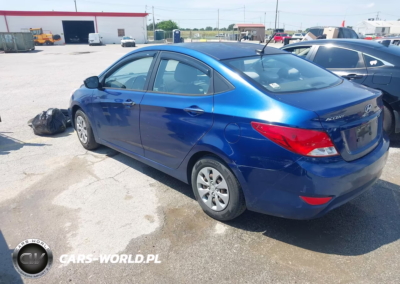 2015 Hyundai Accent Gls VIN:KMHCT4AE7FU816996 - 3