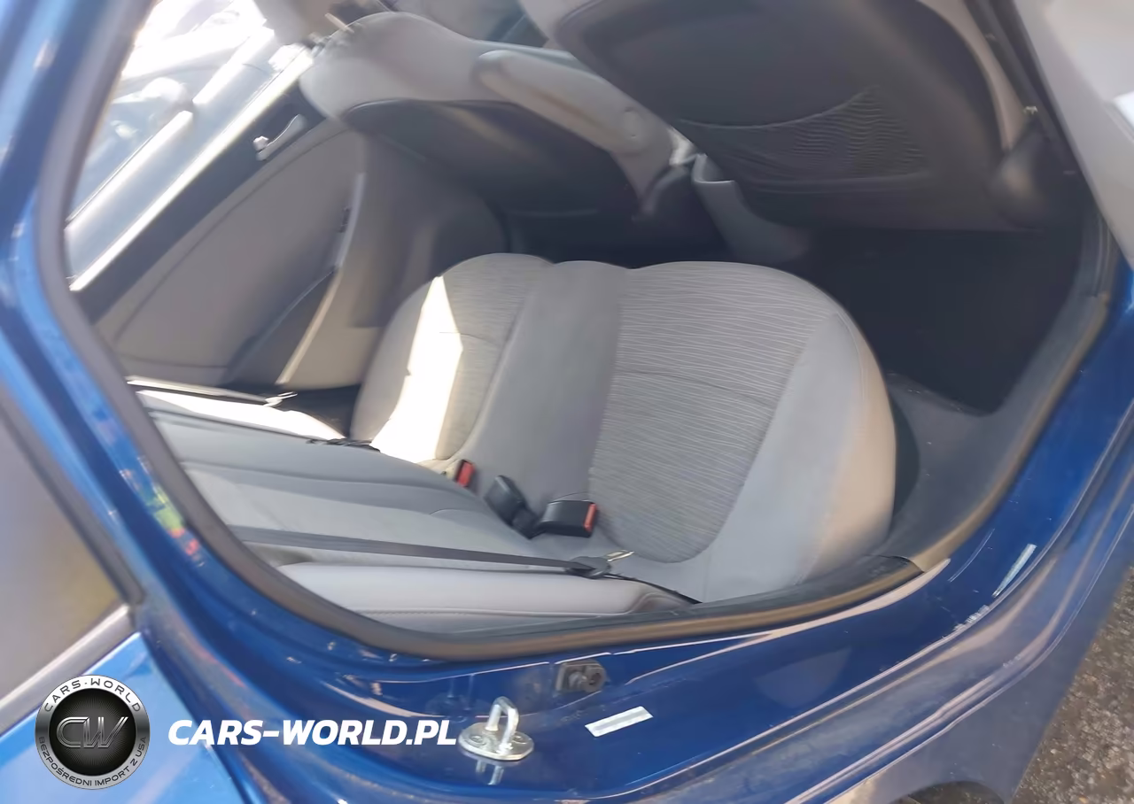 2015 Hyundai Accent Gls VIN:KMHCT4AE7FU816996 - 8