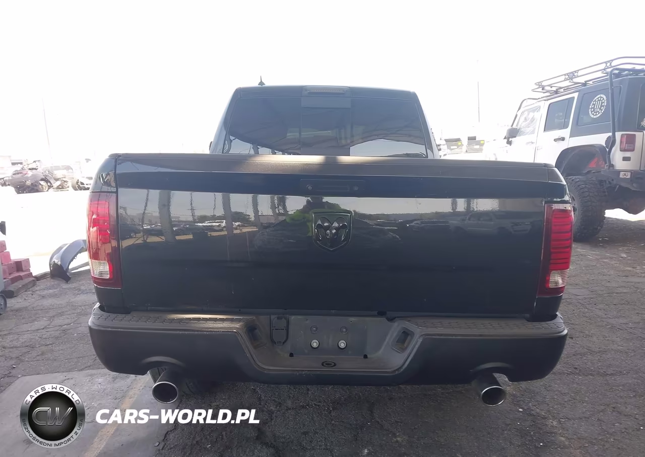 2015 Ram 1500 Sport VIN:1C6RR6HT6FS691568 - 16