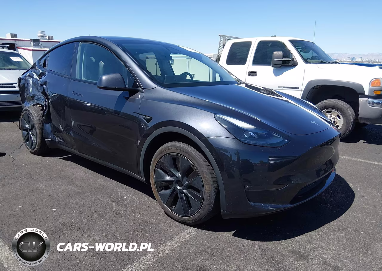 2024 Tesla Model Y Long Range Dual Motor All-Wheel Drive – zdjęcie 1 z 18