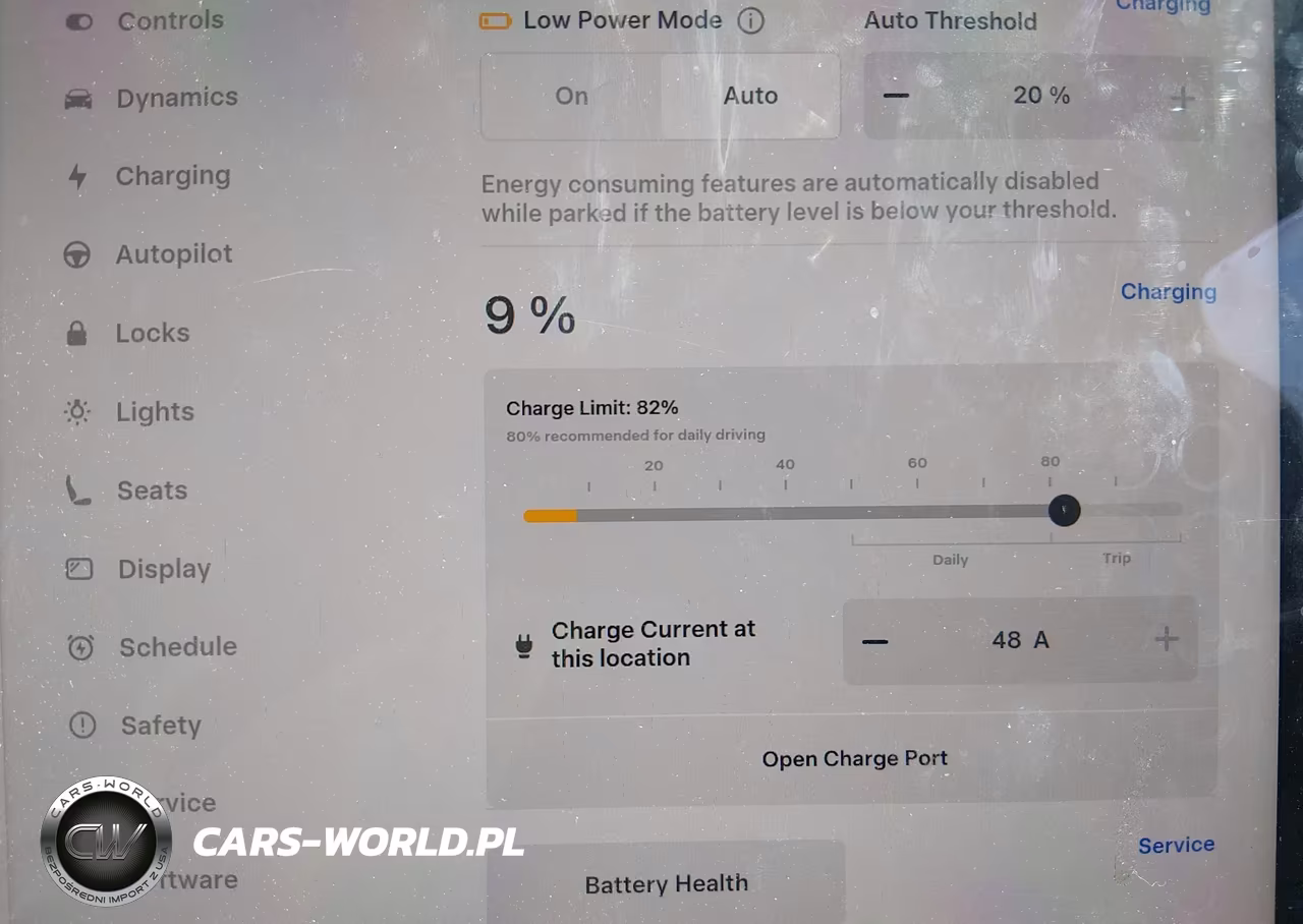 2024 Tesla Model Y Long Range Dual Motor All-Wheel Drive VIN:7SAYGAEE5RF112142 - 17