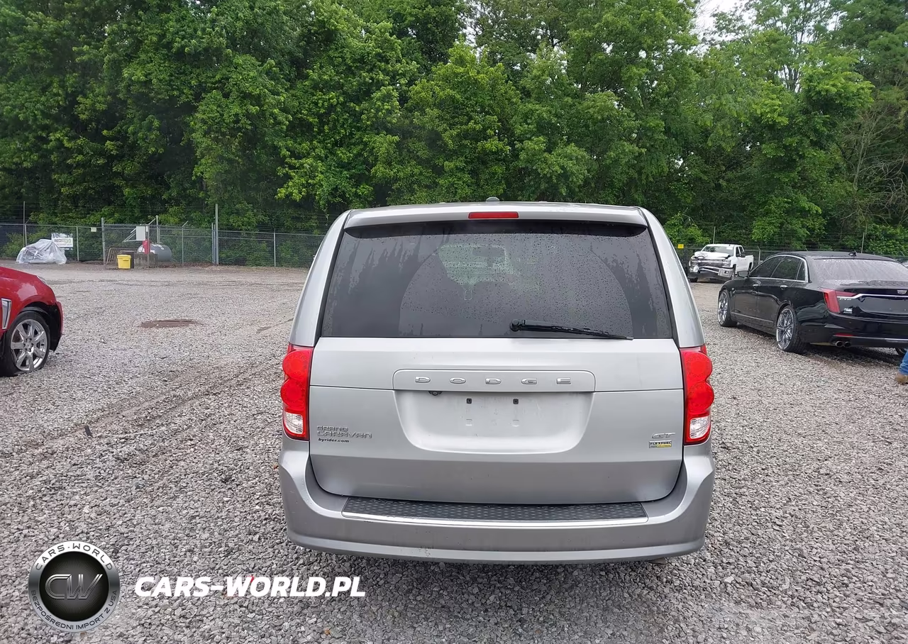 2018 Dodge Grand Caravan Gt VIN:2C4RDGEG0JR205254 - 17