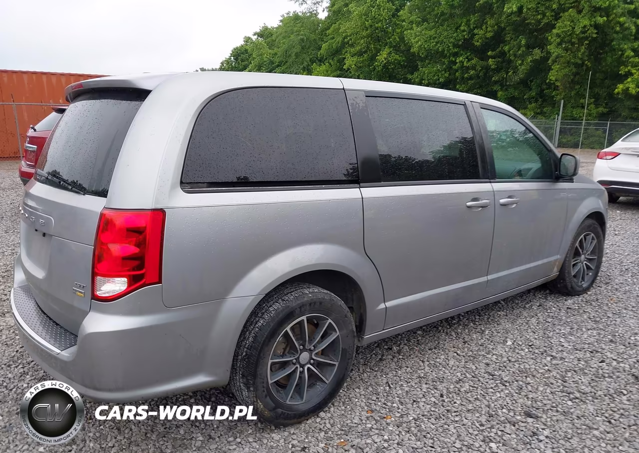 2018 Dodge Grand Caravan Gt VIN:2C4RDGEG0JR205254 - 18