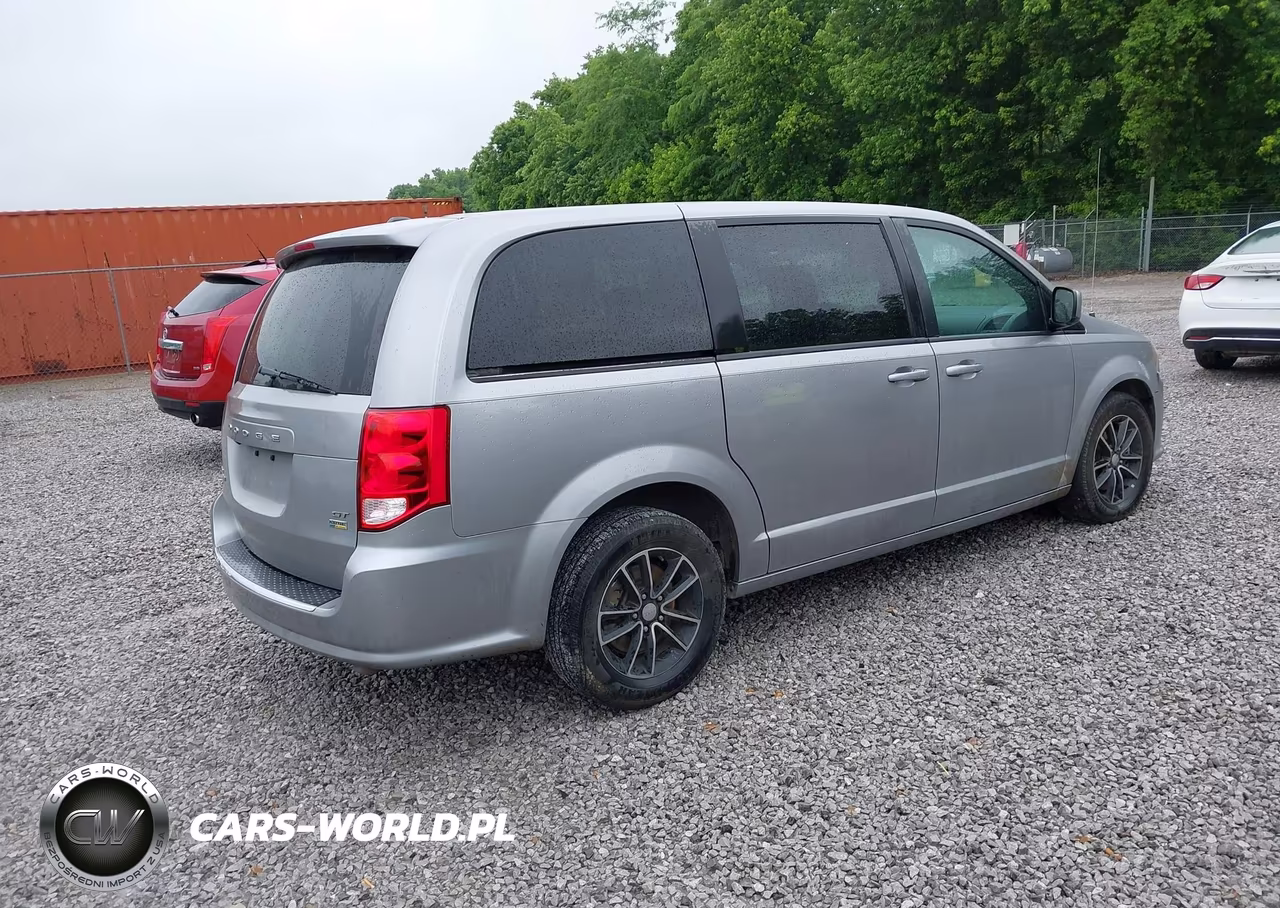 2018 Dodge Grand Caravan Gt VIN:2C4RDGEG0JR205254 - 4