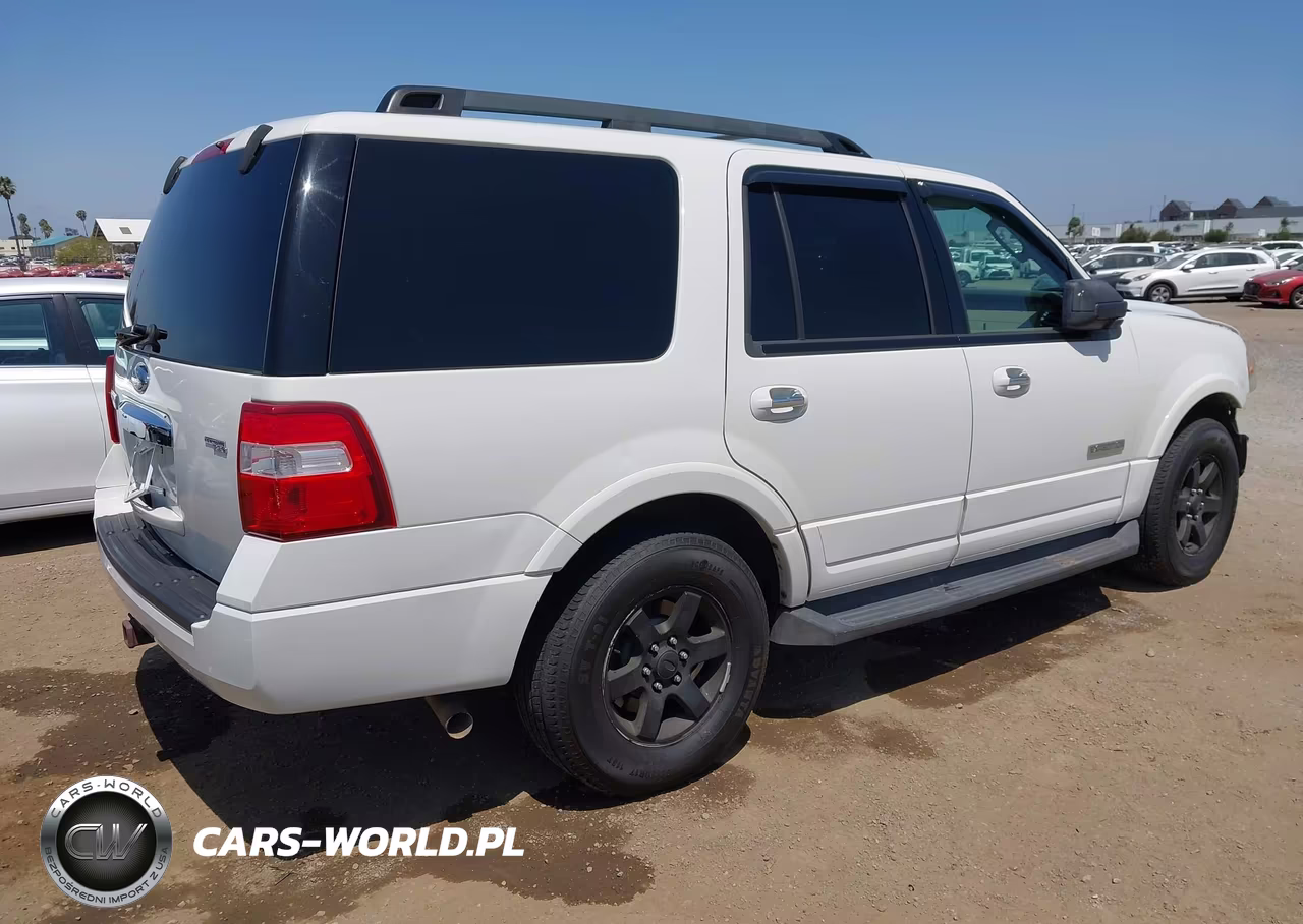 2008 Ford Expedition Xlt VIN:1FMFU15568LA40680 - 4