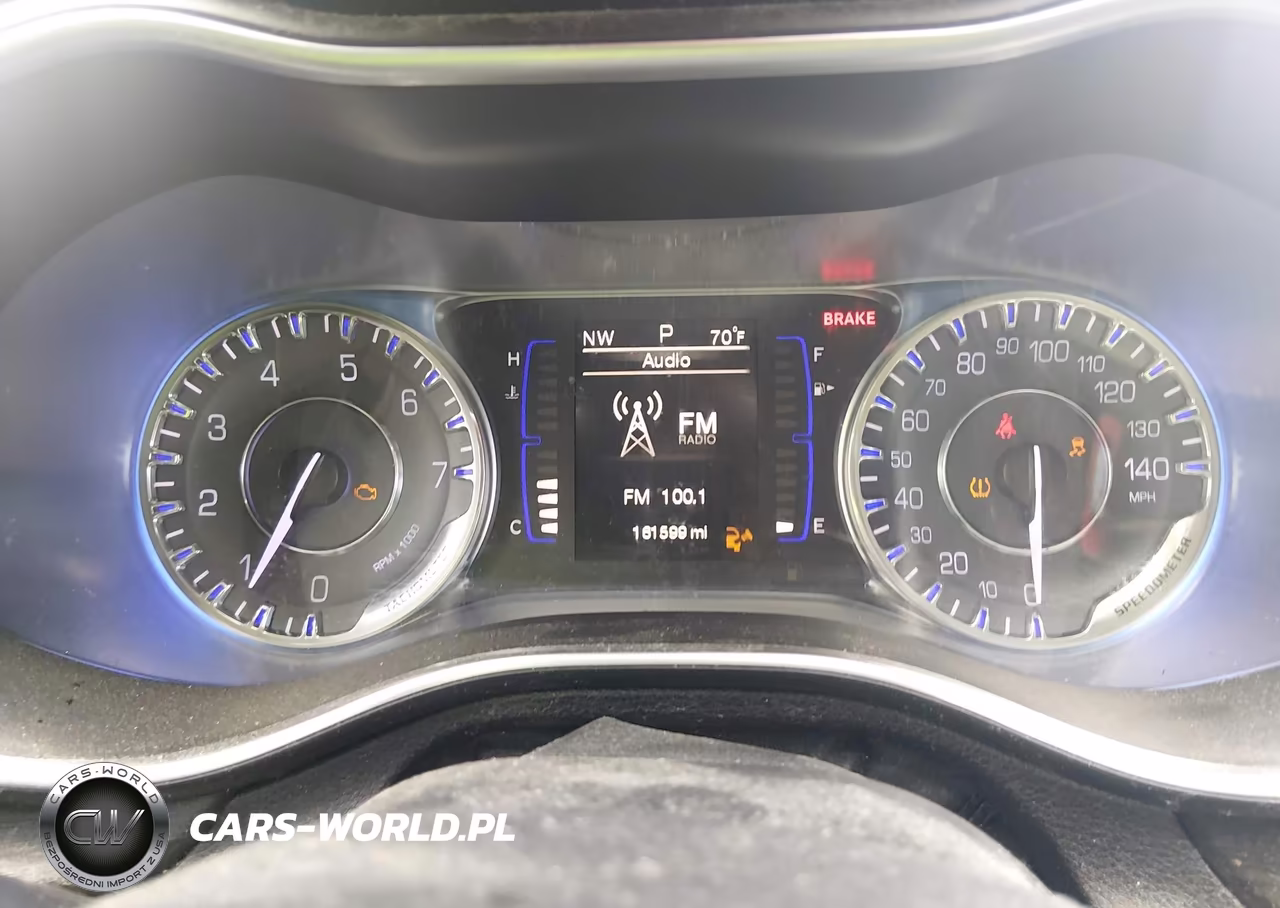 2015 Chrysler 200 Limited VIN:1C3CCCAB3FN694267 - 7