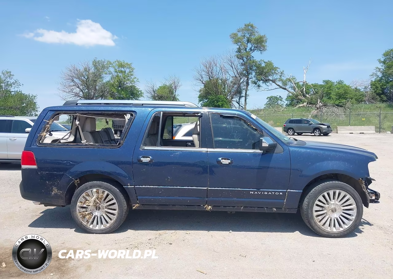 2016 Lincoln Navigator L Select VIN:5LMJJ3JT9GEL09631 - 14