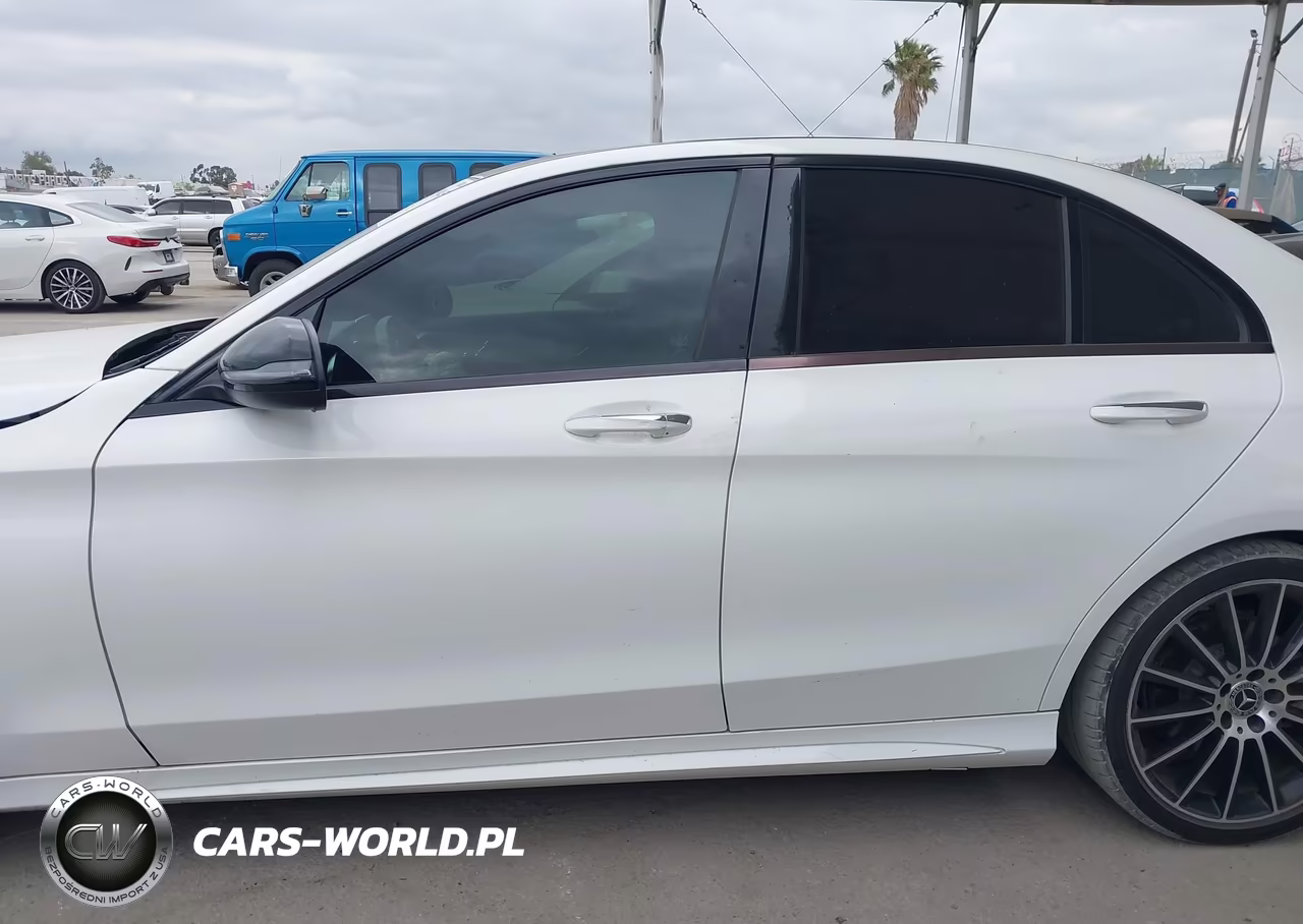 2018 Mercedes-Benz C 300 VIN:55SWF4JB0JU263879 - 14