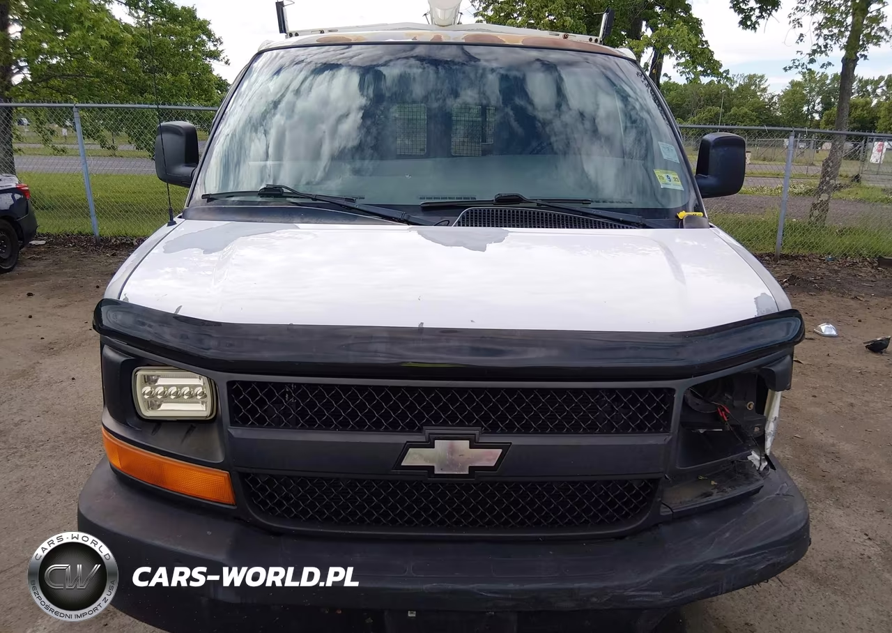 2005 Chevrolet Express VIN:1GCGG25U451139020 - 6