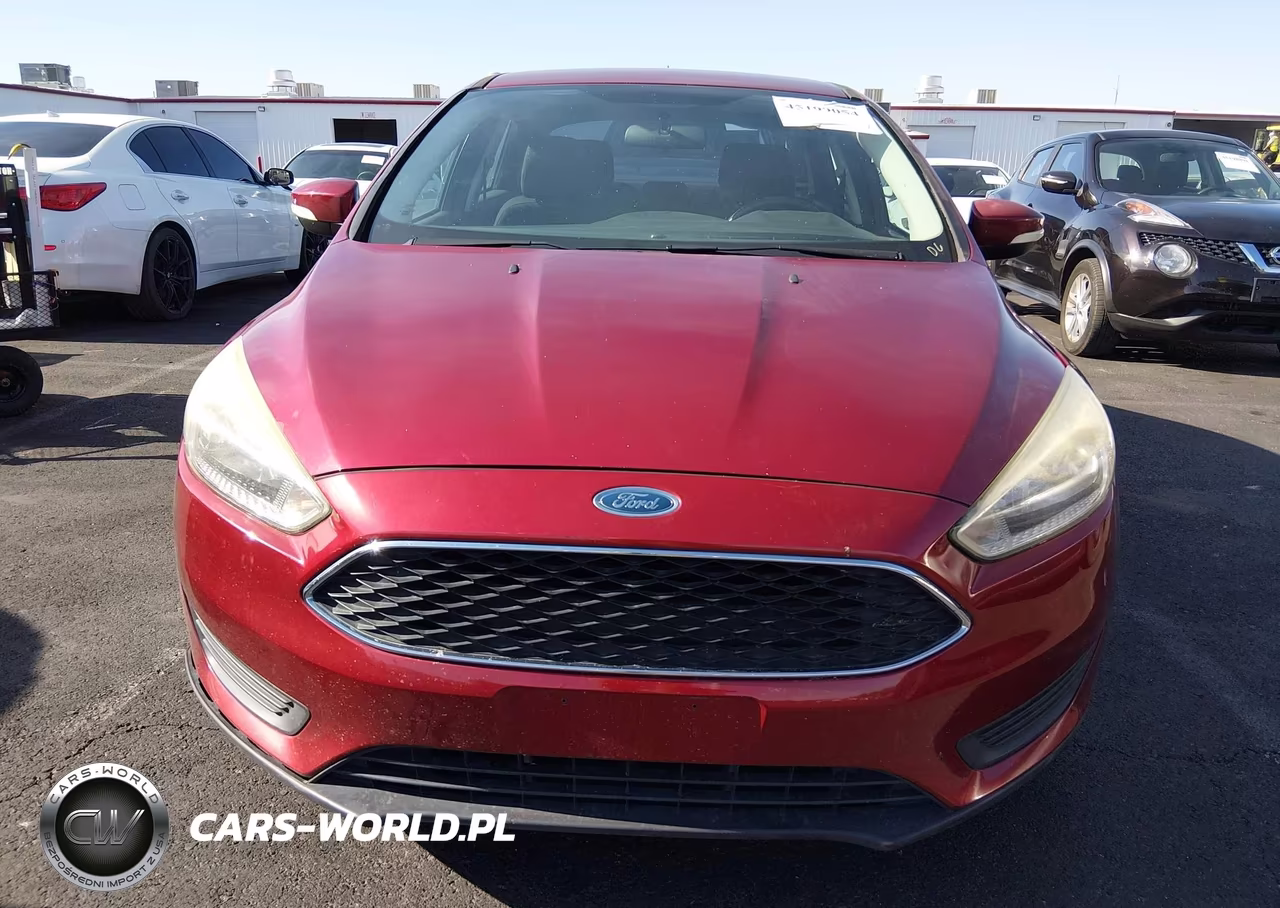 2017 Ford Focus Se VIN:1FADP3F29HL303950 - 6