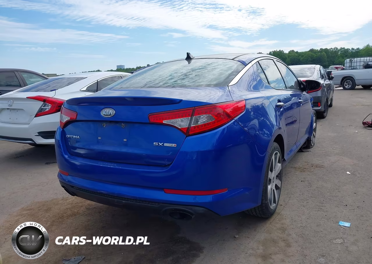 2012 Kia Optima Sx VIN:5XXGR4A60CG070924 - 4