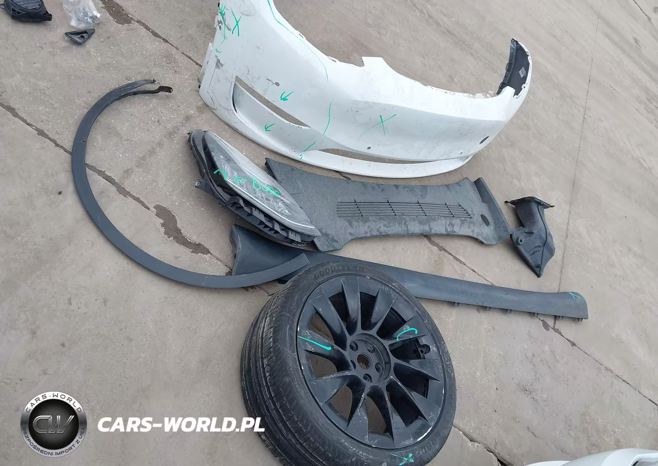 2021 Tesla Model Y Long Range Dual Motor All-Wheel Drive VIN:5YJYGDEE6MF306587 - 11