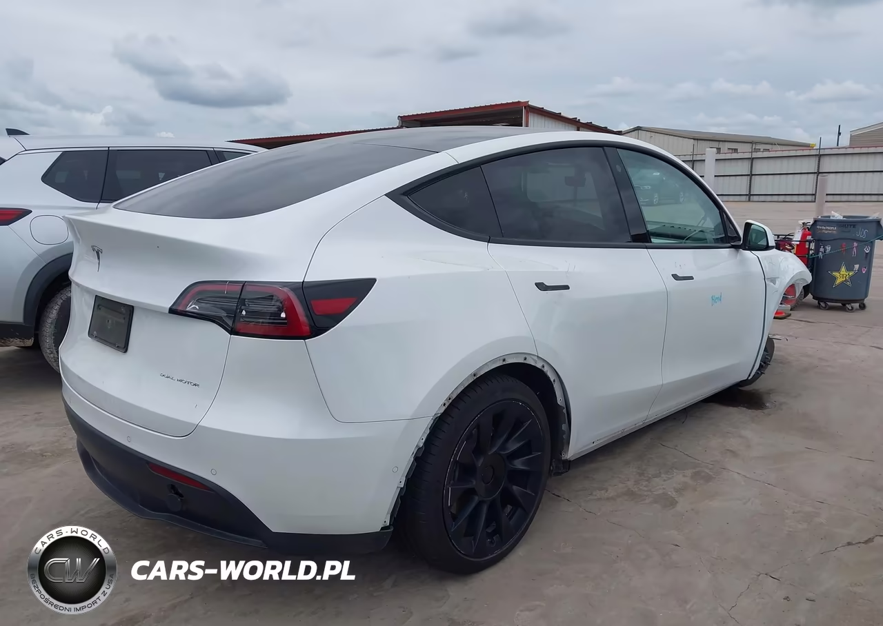 2021 Tesla Model Y Long Range Dual Motor All-Wheel Drive VIN:5YJYGDEE6MF306587 - 4