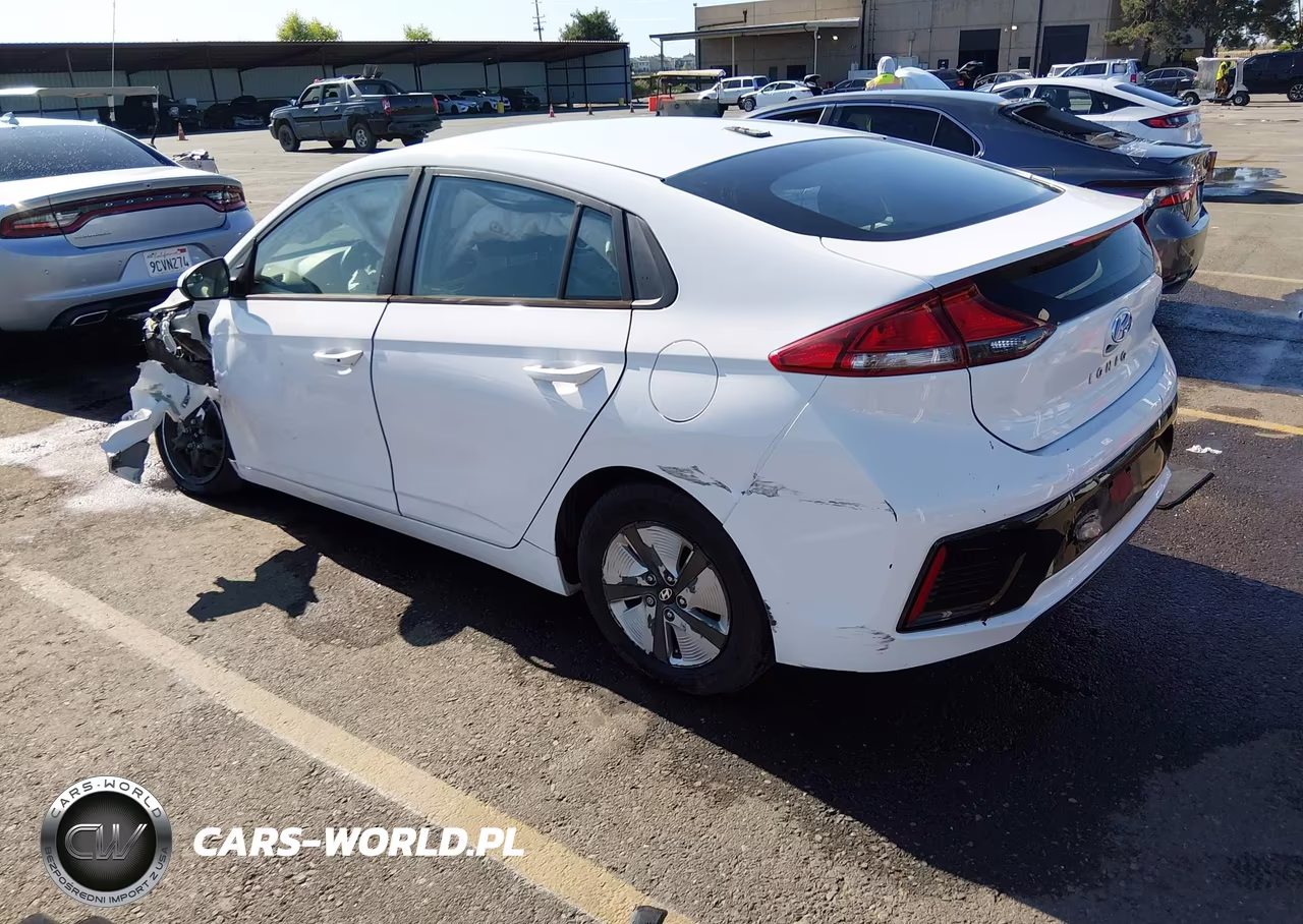 2017 Hyundai Ioniq Hybrid Blue VIN:KMHC65LC1HU022233 - 3