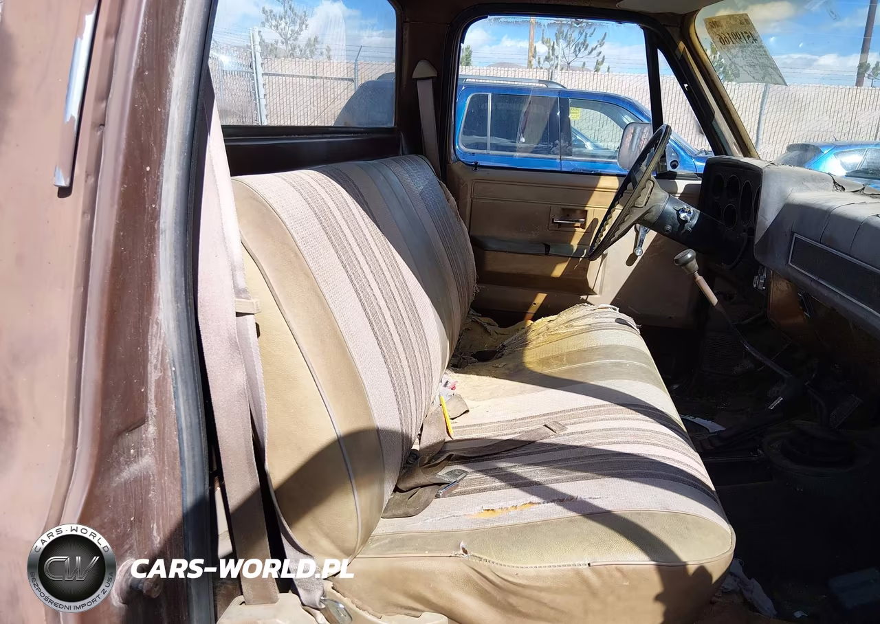1981 Chevrolet K10 VIN:1GCEK14D7BF385978 - 8