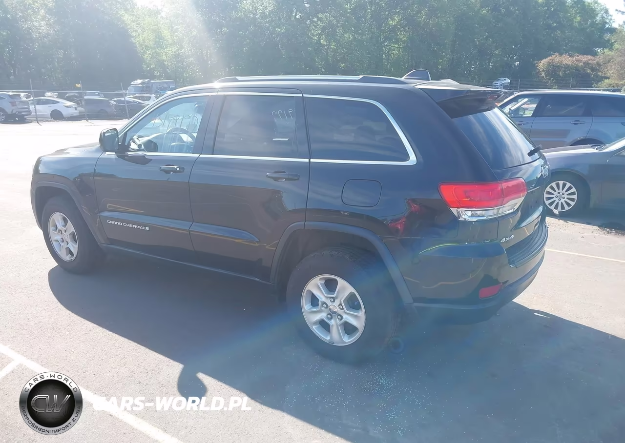 2014 Jeep Grand Cherokee Laredo VIN:1C4RJFAG4EC391937 - 3