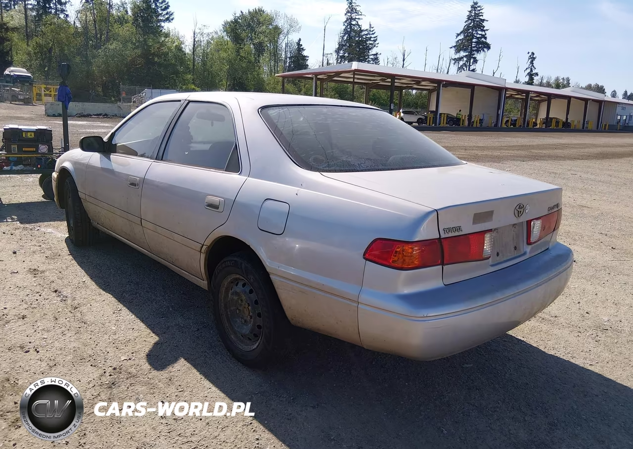 2001 Toyota Camry Le VIN:4T1BG22K91U082461 - 3