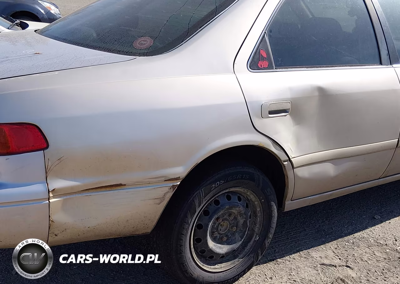 2001 Toyota Camry Le VIN:4T1BG22K91U082461 - 6
