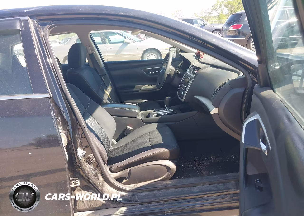 2016 Nissan Altima 2.5 S VIN:1N4AL3AP0GN357464 - 5