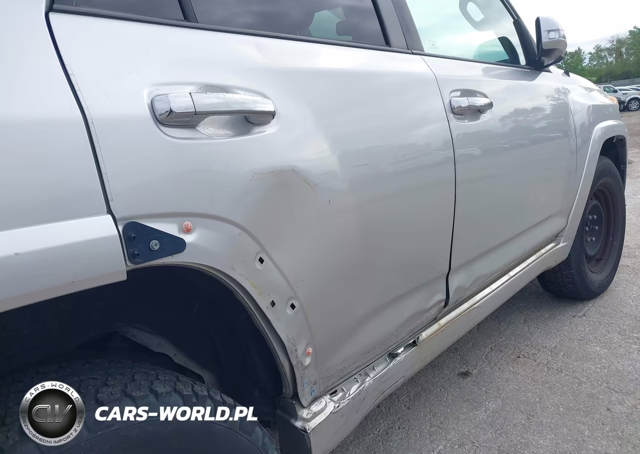 2010 Toyota 4Runner Sr5 V6 VIN:JTEZU5JR7A5006755 - 6