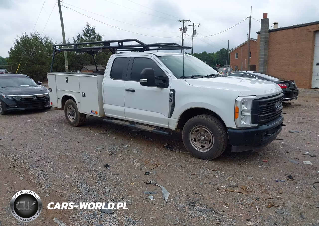 2023 Ford F-350 Xl – zdjęcie 1 z 15