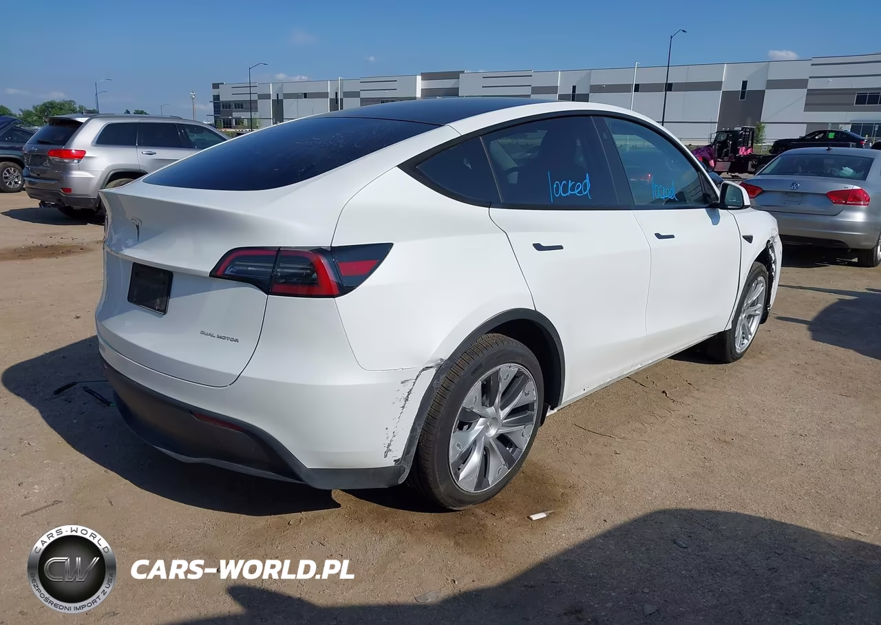 2023 Tesla Model Y Awd-Long Range Dual Motor All-Wheel Drive VIN:7SAYGDEE8PA045841 - 4