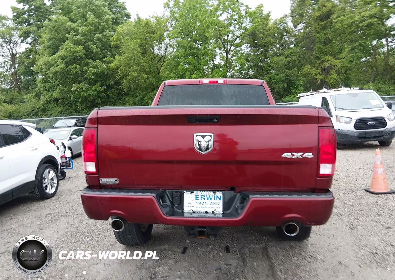 2017 Ram 1500 Express 4X4 5'7 Box VIN:3C6RR7KTXHG738786 - 17