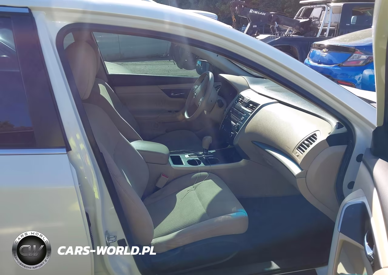 2015 Nissan Altima 2.5 S VIN:1N4AL3APXFC591234 - 5