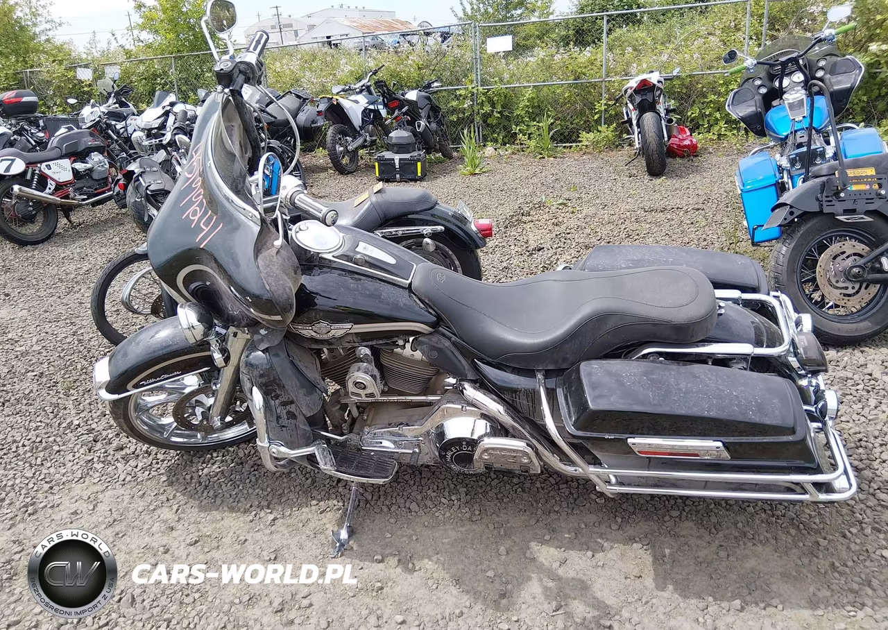 2003 Harley-Davidson Flhtcui VIN:1HD1FCW113Y637990 - 13