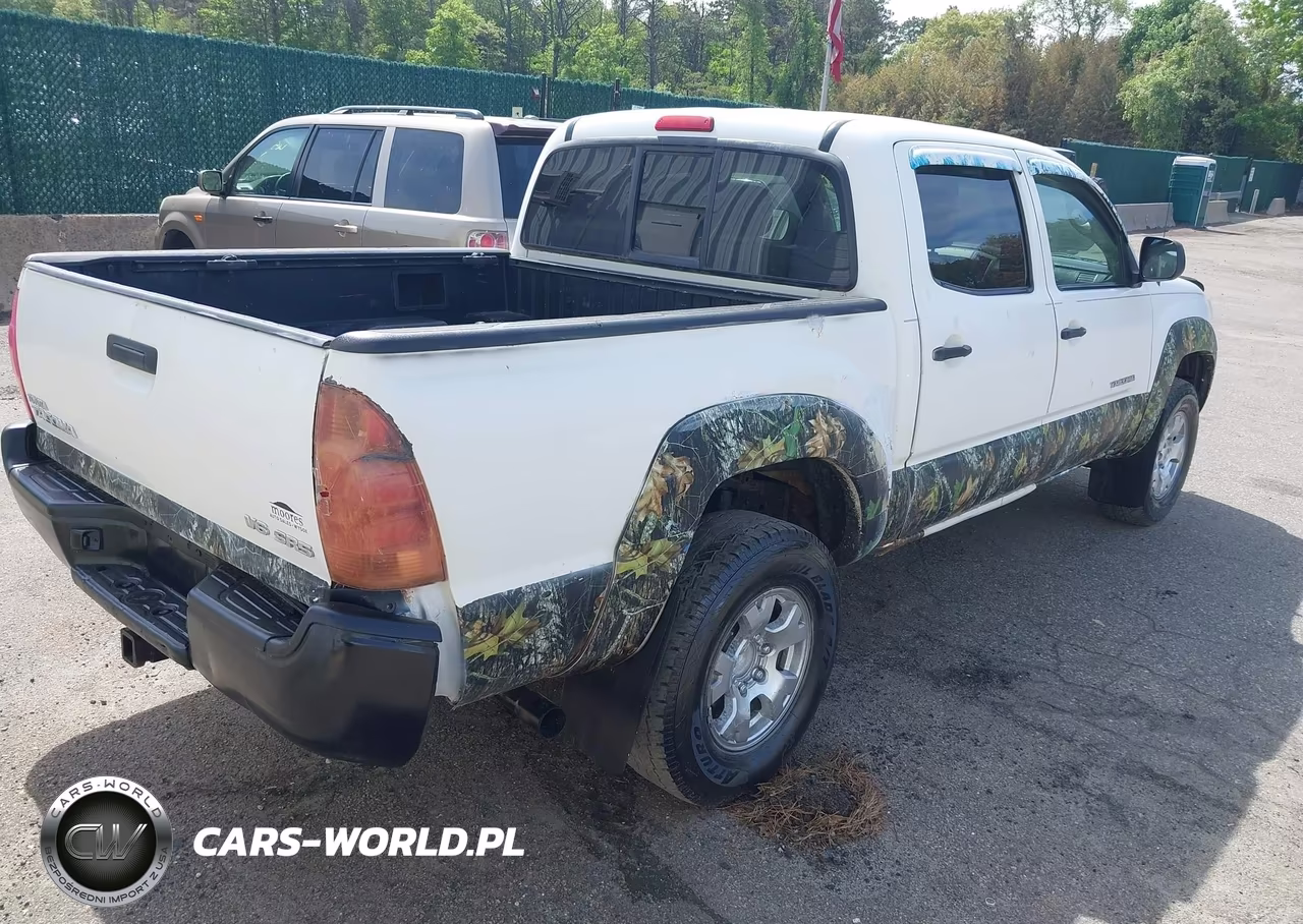 2006 Toyota Tacoma Base V6 VIN:5TELU42N16Z245688 - 4