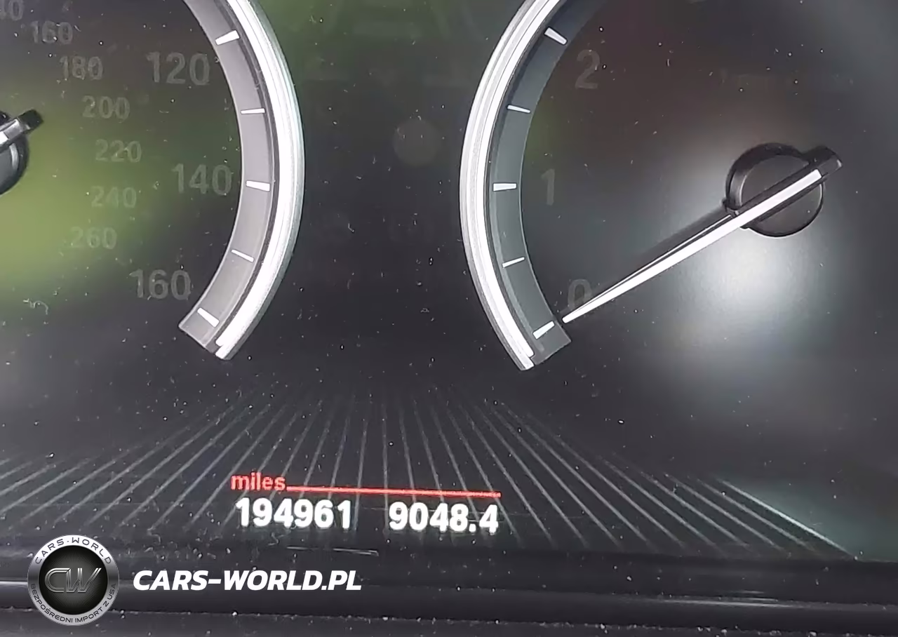 2015 BMW X4 xDrive28I VIN:5UXXW3C57F0M88618 - 16
