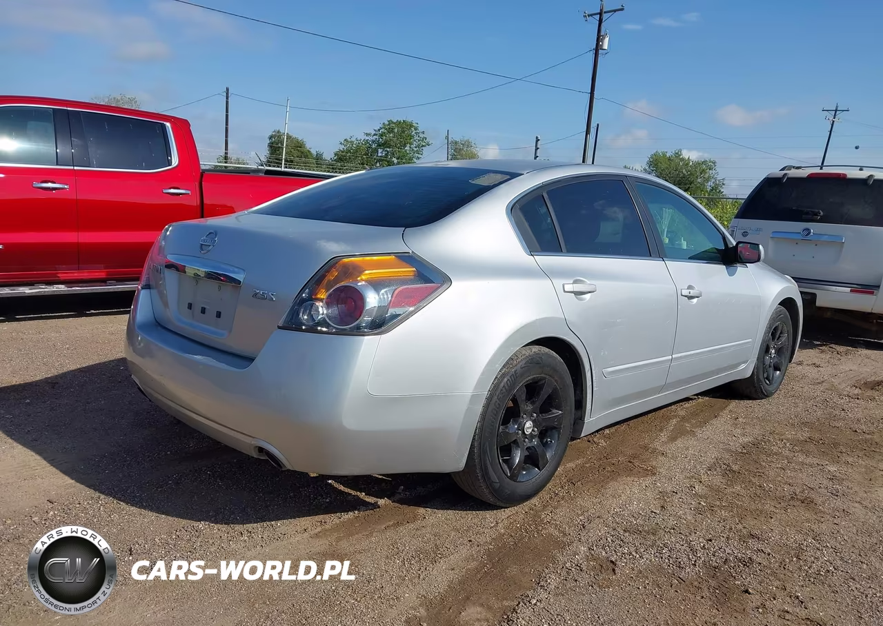 2010 Nissan Altima 2.5 S VIN:1N4AL2AP8AN437368 - 4