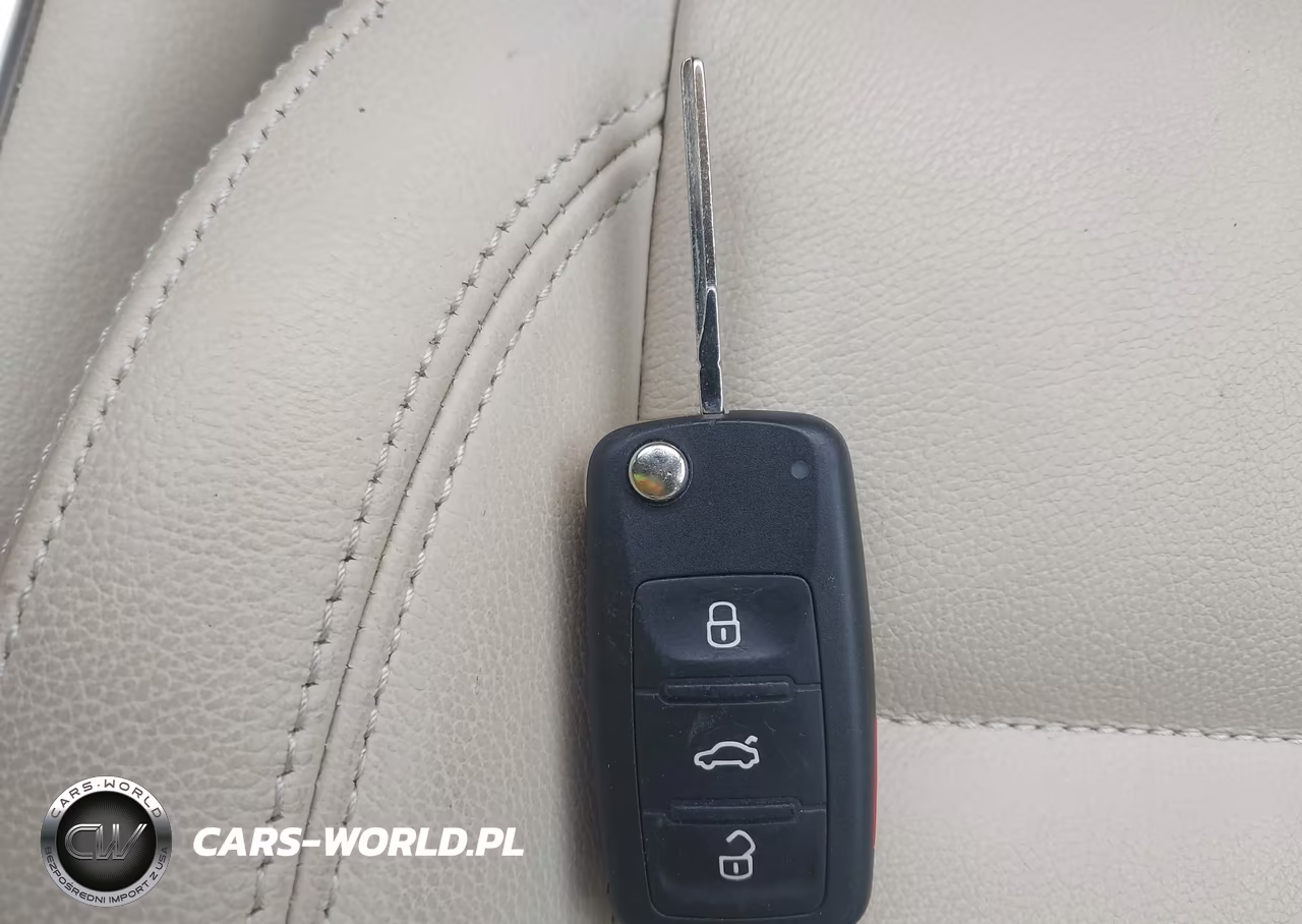 2013 Volkswagen Tiguan Sel VIN:WVGBV3AX5DW075606 - 11