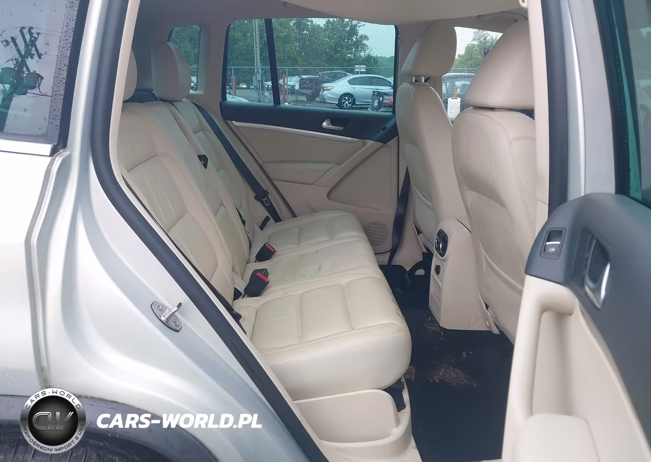 2013 Volkswagen Tiguan Sel VIN:WVGBV3AX5DW075606 - 8