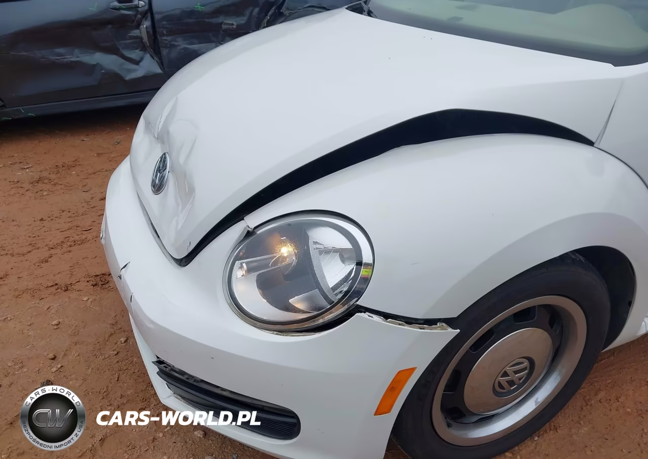 2013 Volkswagen Beetle 2.5L VIN:3VWJP7AT9DM619889 - 6