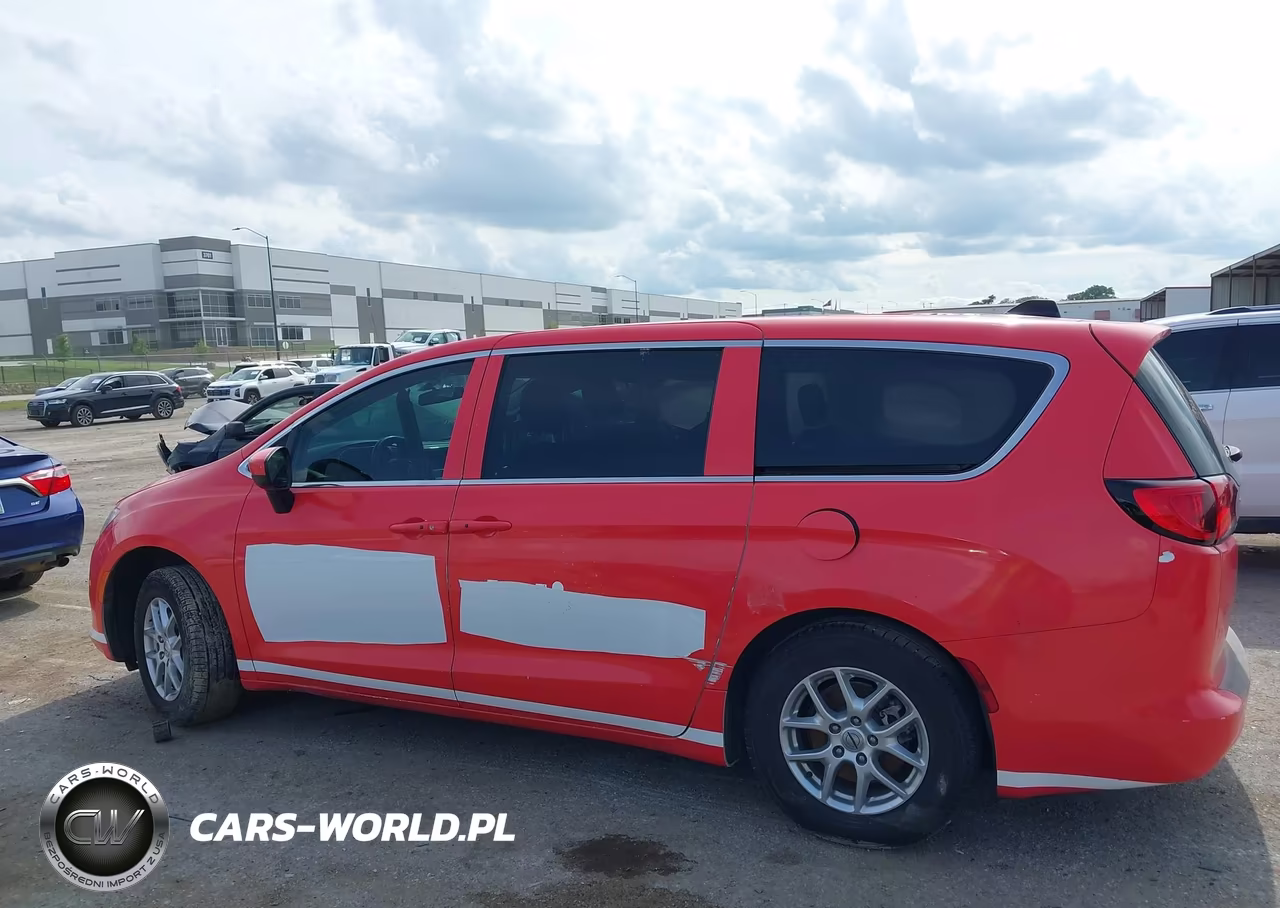 2022 Chrysler Voyager Lx VIN:2C4RC1CG3NR203541 - 14