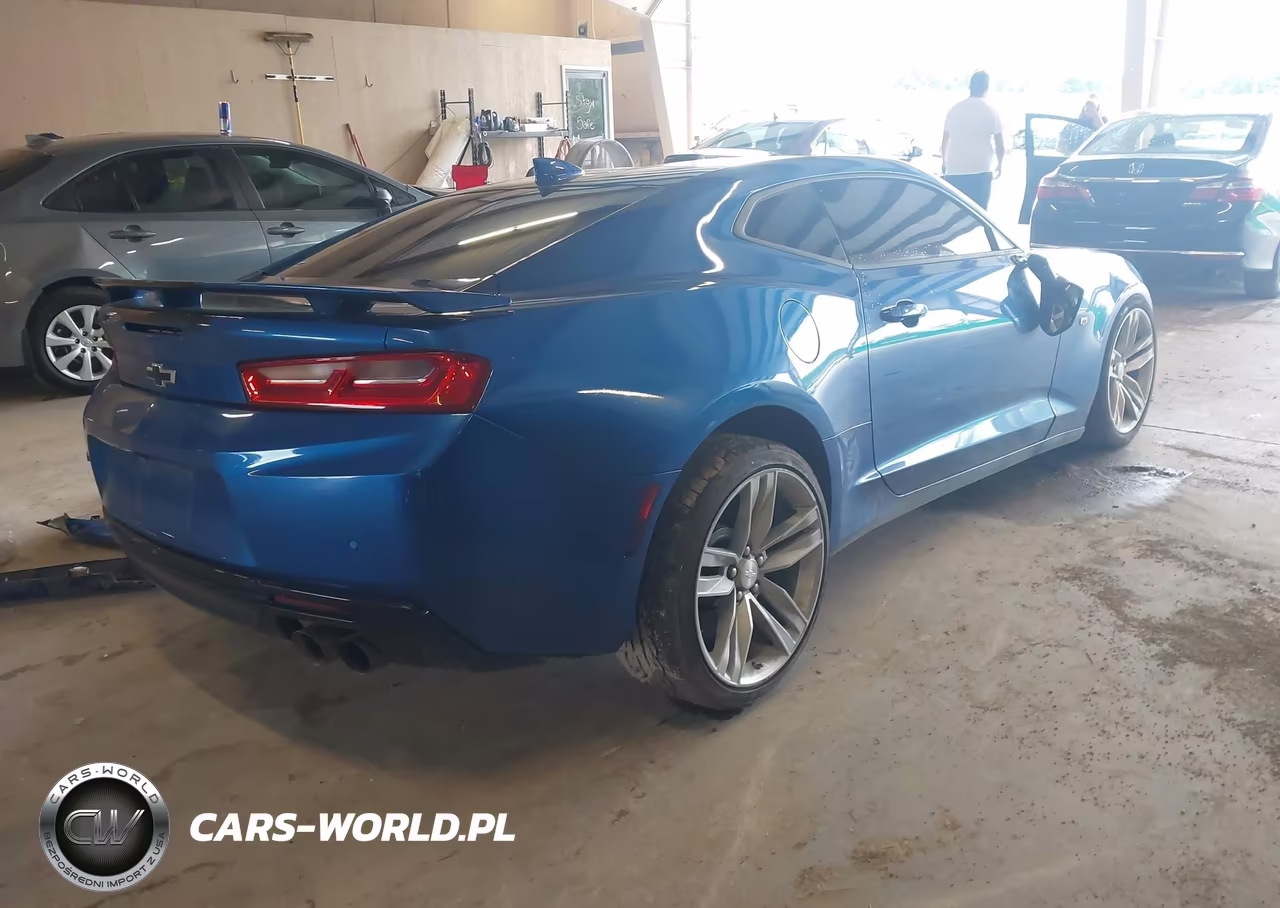 2017 Chevrolet Camaro 2Ss VIN:1G1FG1R78H0182143 - 4