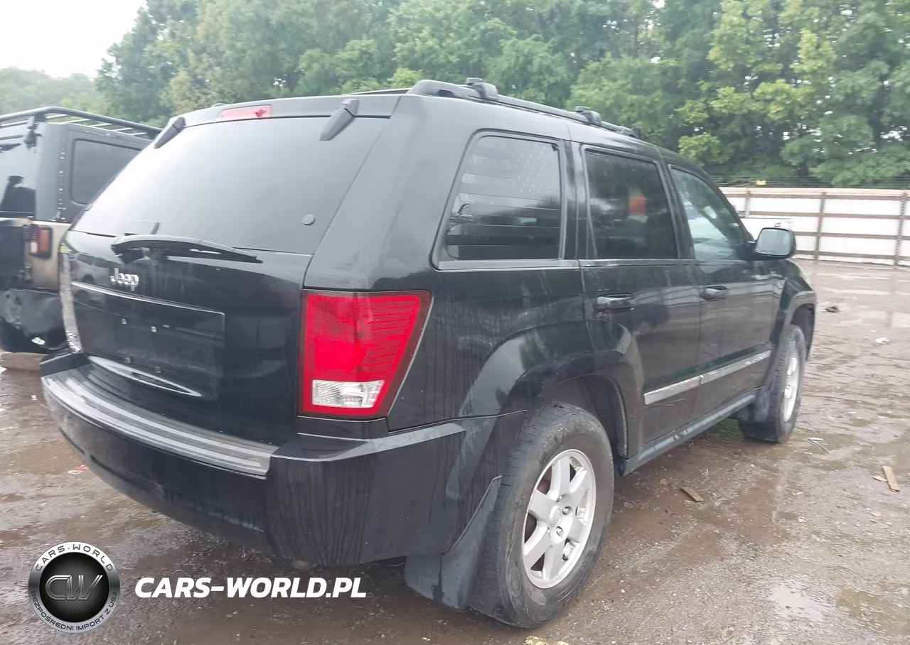 2010 Jeep Grand Cherokee Laredo VIN:1J4PR4GK7AC135070 - 4