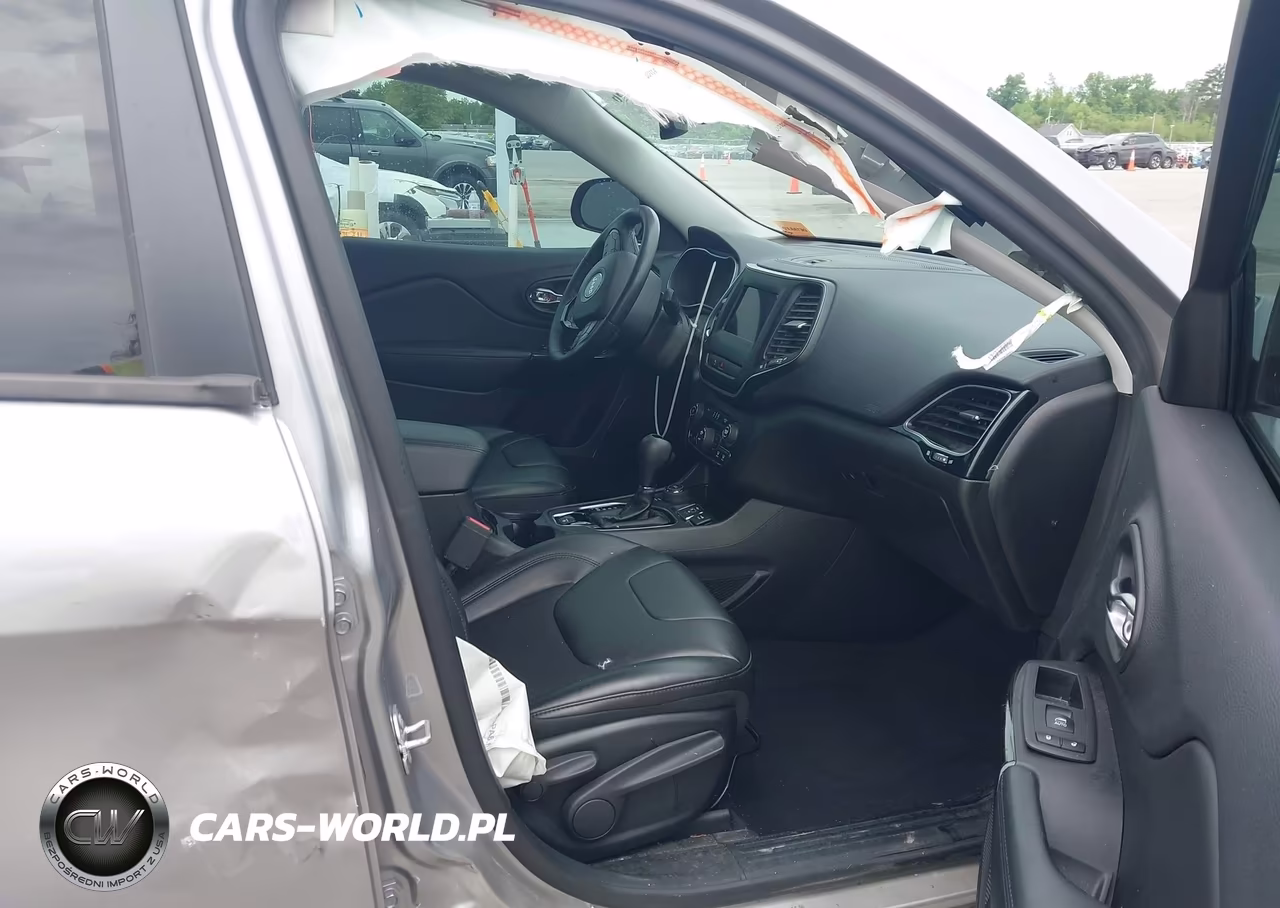 2019 Jeep Cherokee Altitude 4X4 VIN:1C4PJMLB8KD291147 - 5