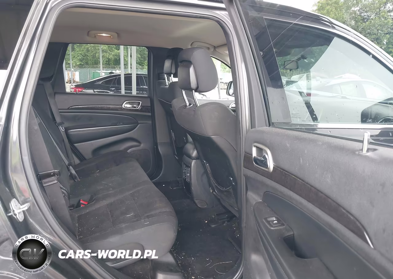 2011 Jeep Grand Cherokee Laredo VIN:1J4RR4GG2BC550769 - 8