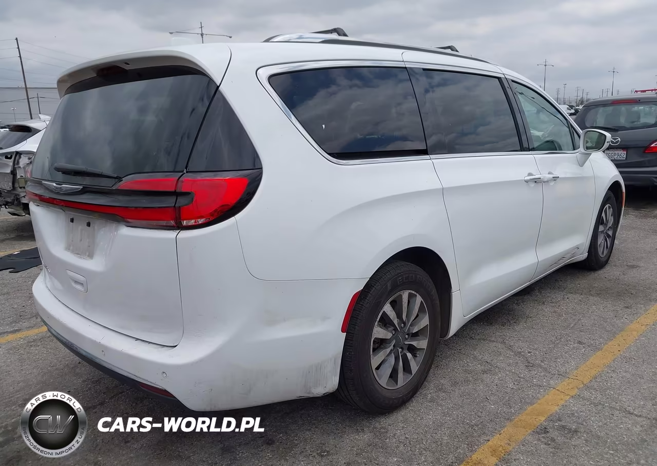 2021 Chrysler Pacifica Touring L VIN:2C4RC1BG4MR503041 - 4