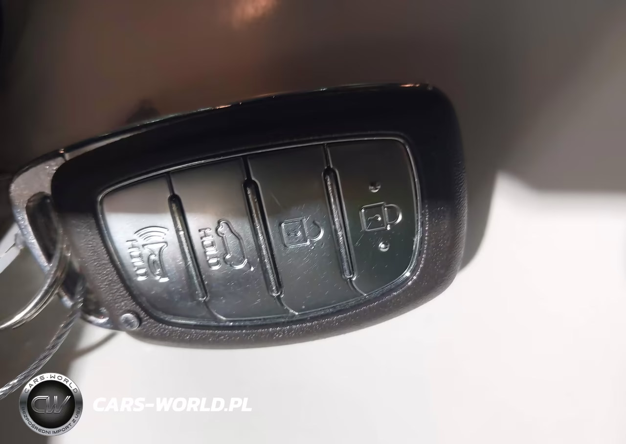 2019 Hyundai Ioniq Plug-In Hybrid VIN:KMHC65LD9KU105716 - 11