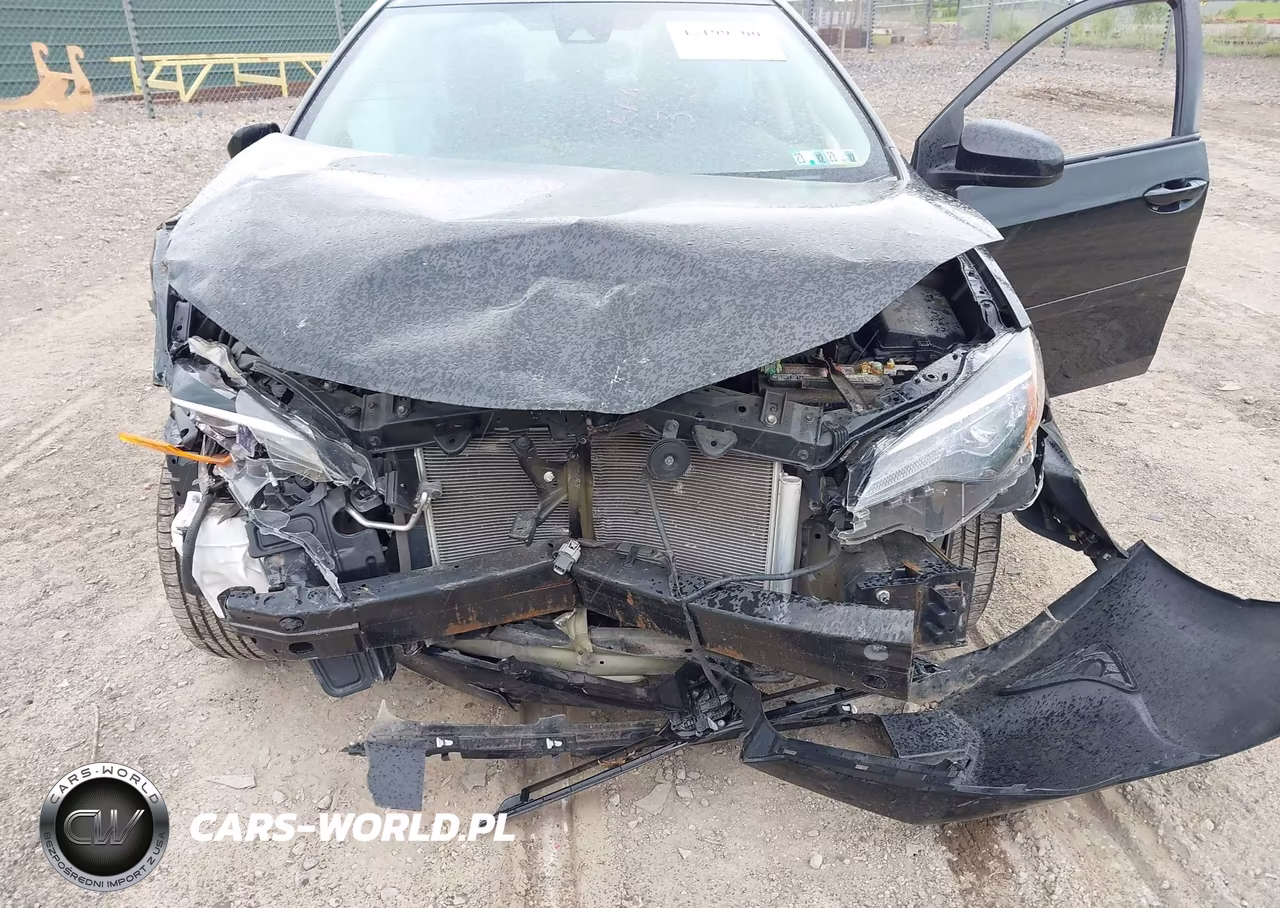 2017 Toyota Corolla Le VIN:2T1BURHE5HC900444 - 6