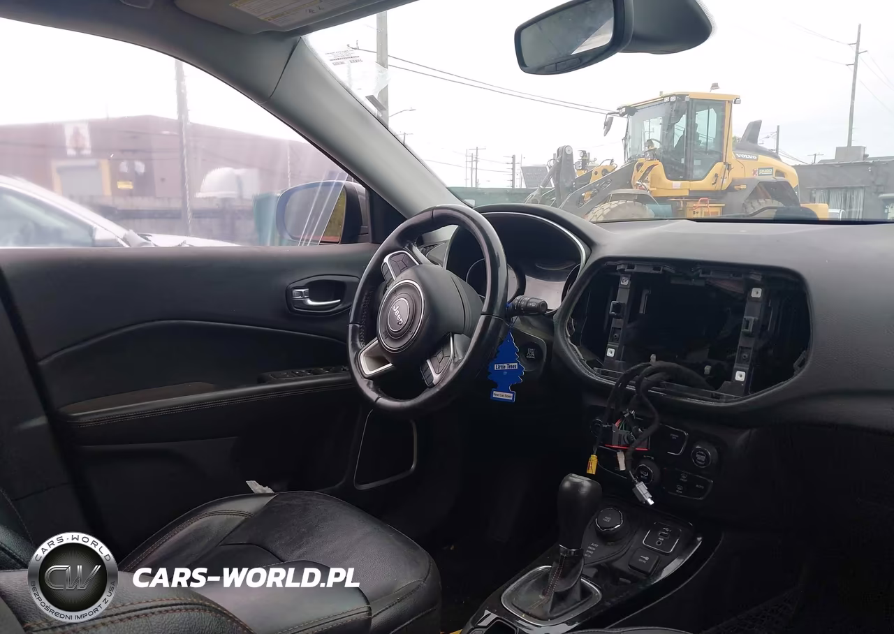 2020 Jeep Compass Limited 4X4 VIN:3C4NJDCB4LT116851 - 5