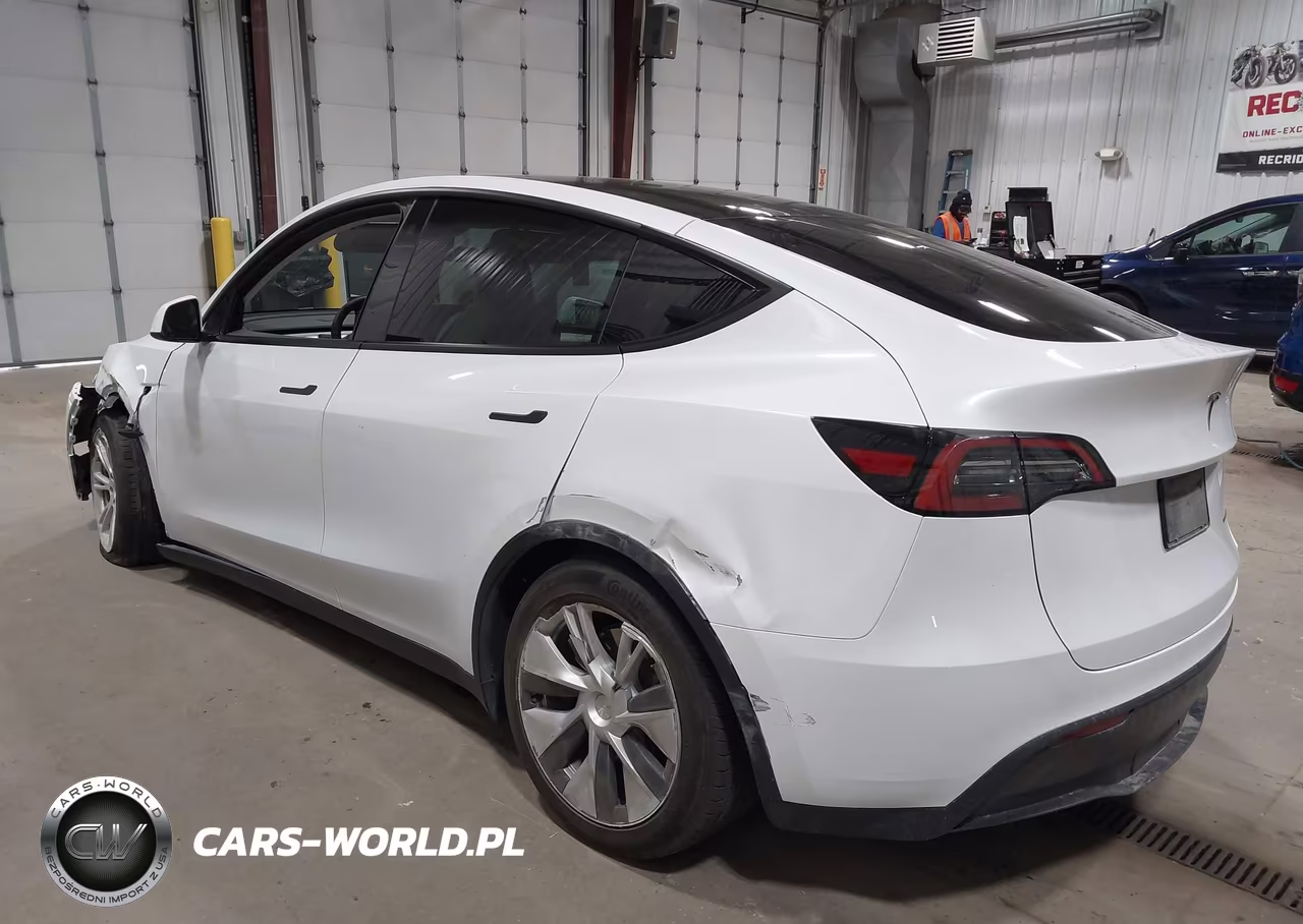 2023 Tesla Model Y Awd-Long Range Dual Motor All-Wheel Drive VIN:7SAYGDEE6PF675621 - 3