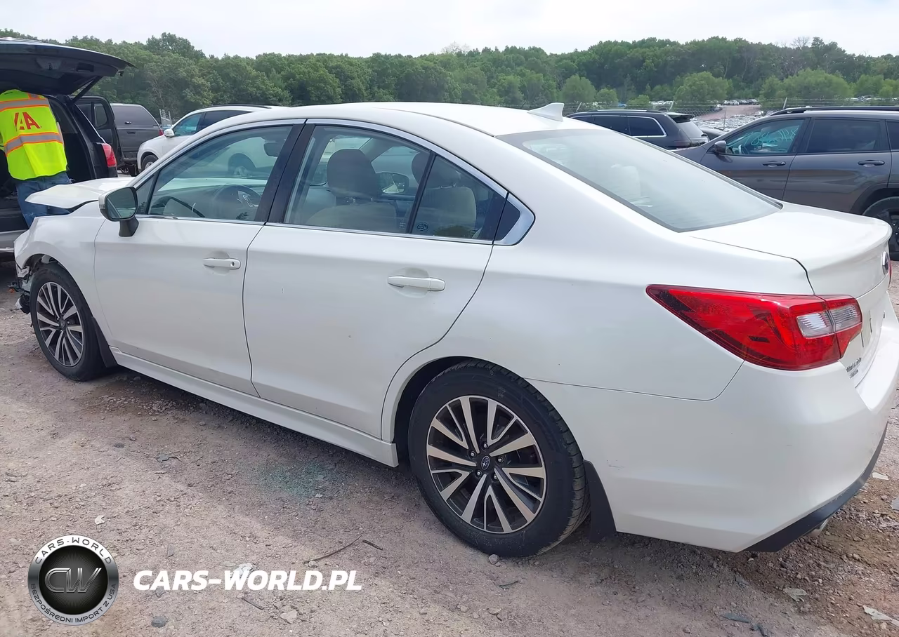 2019 Subaru Legacy 2.5I Premium VIN:4S3BNAH66K3013331 - 3