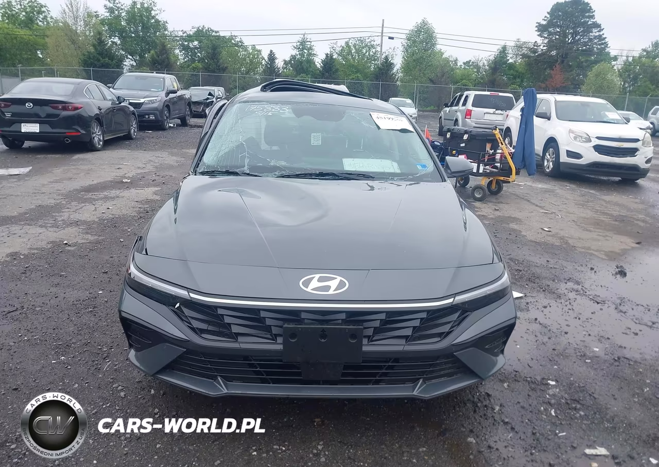 2026 Hyundai Elantra Limited VIN:KMHLP4DG2TU161157 - 13