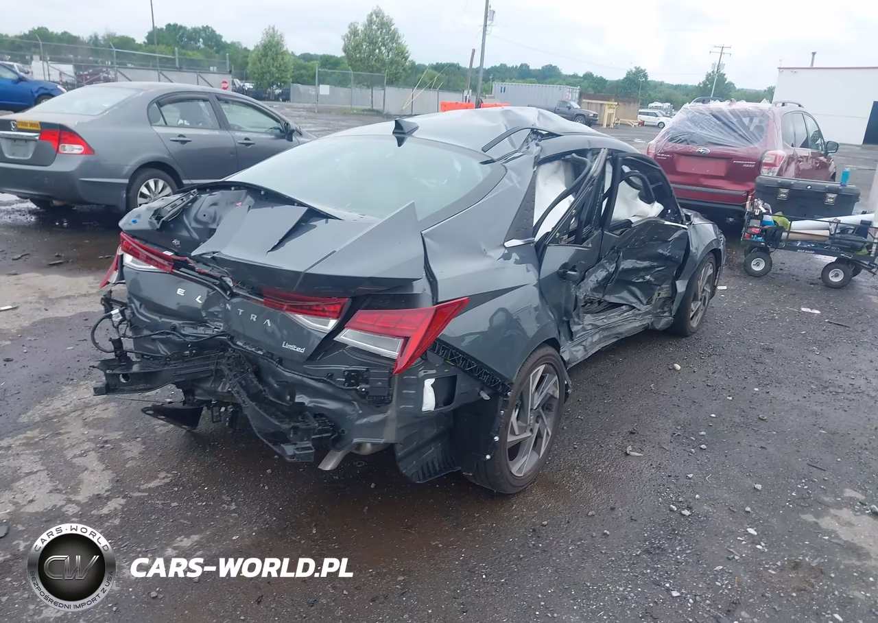 2026 Hyundai Elantra Limited VIN:KMHLP4DG2TU161157 - 4